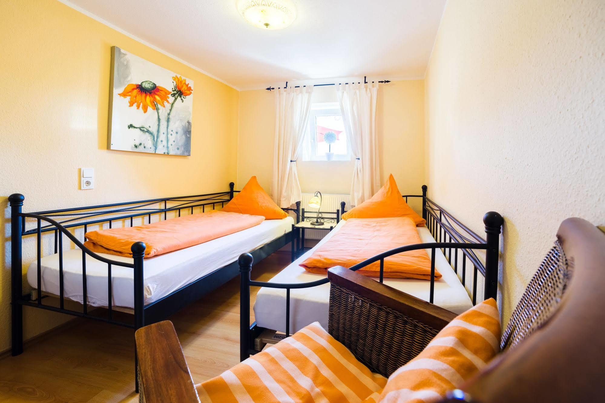 Pension & Appartments Landhaus Bettina フルダ エクステリア 写真